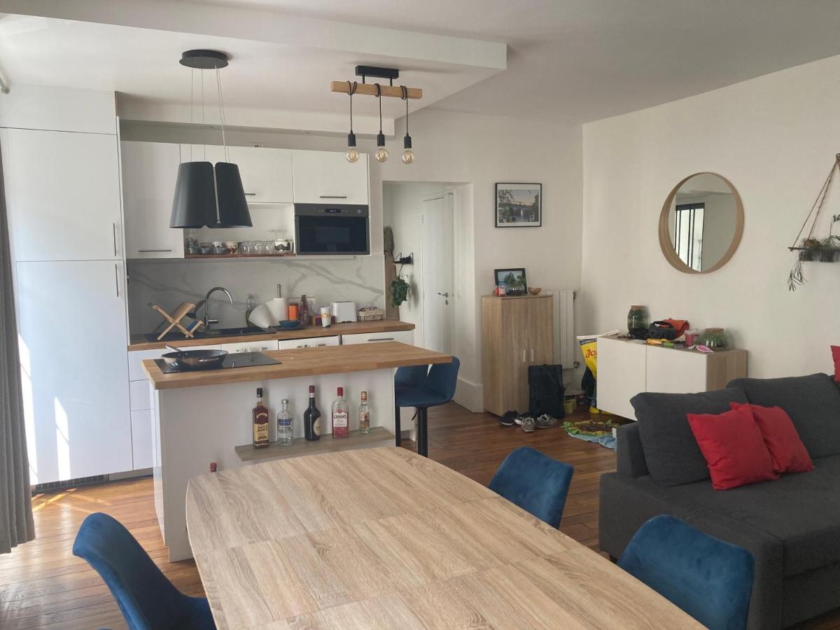 3 Pieces 11e Apartment